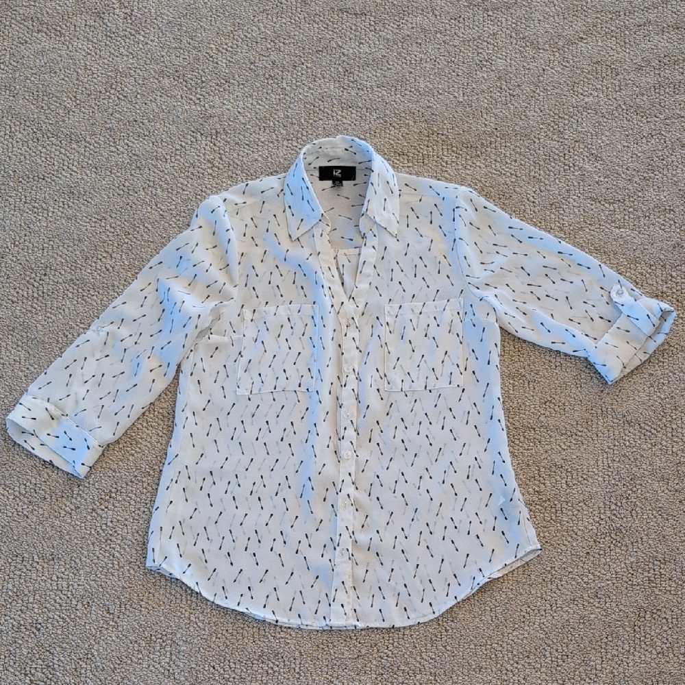 iZ Byer 3/4 Sleeved Blouse White with Black Arrow Pattern